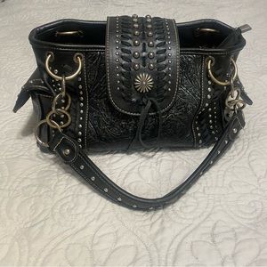 Concealed carry black purse by American bling